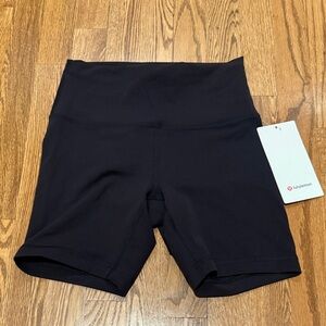 lululemon Wunder Train HR Shorts 6”